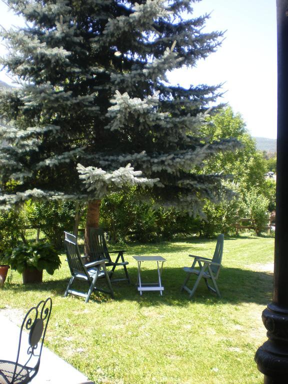 Hotel Vina Olivan Sarvisé Buitenkant foto